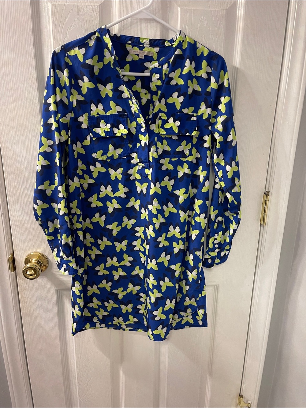 Gap petite xs printed Henley white butterfly dress